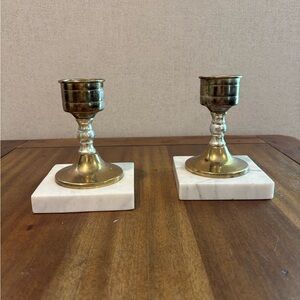 Gold and White Candle Holders with Elegant Marble Accents
